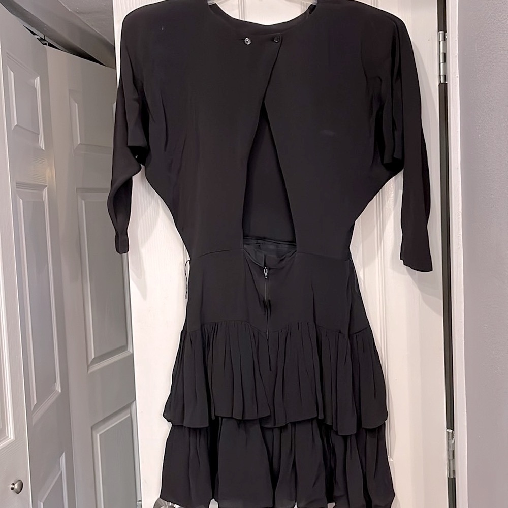 Betsy & Adam black party/cocktail dress. 8-10 crisscross back butterfly top.